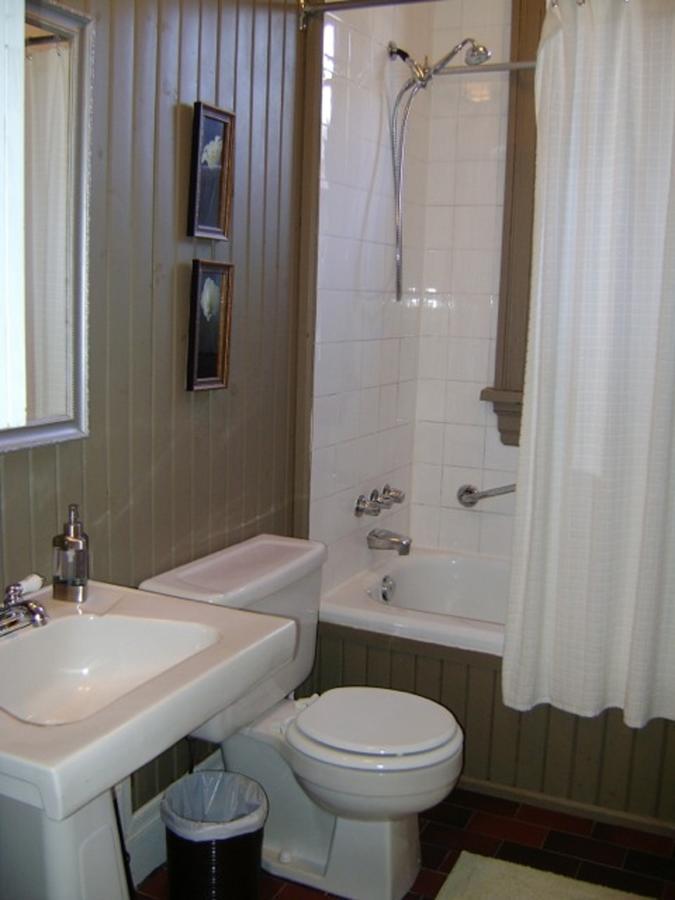 Avalon Bed And Breakfast Ottawa Esterno foto